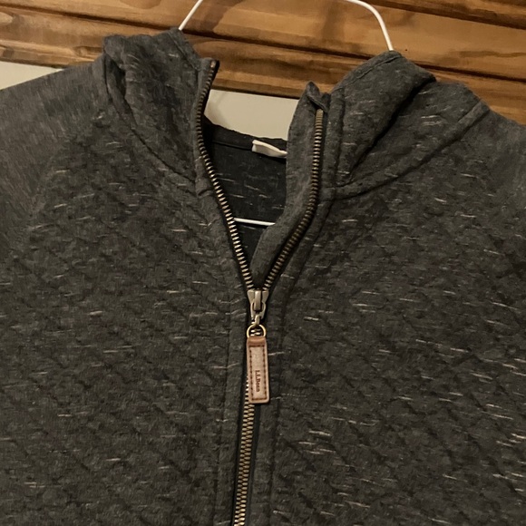 LL Bean quilted full-zip hoodie - Picture 2 of 9